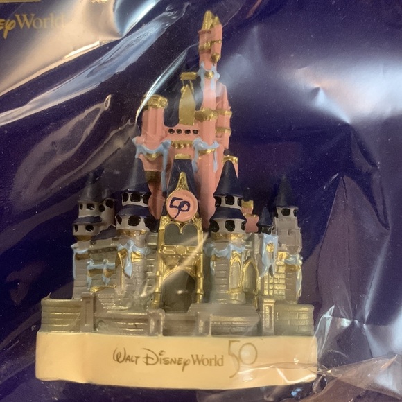 Disney Cinderella Sleeping Beauty Castle 50th Anniversary magnet NEW - Picture 2 of 2